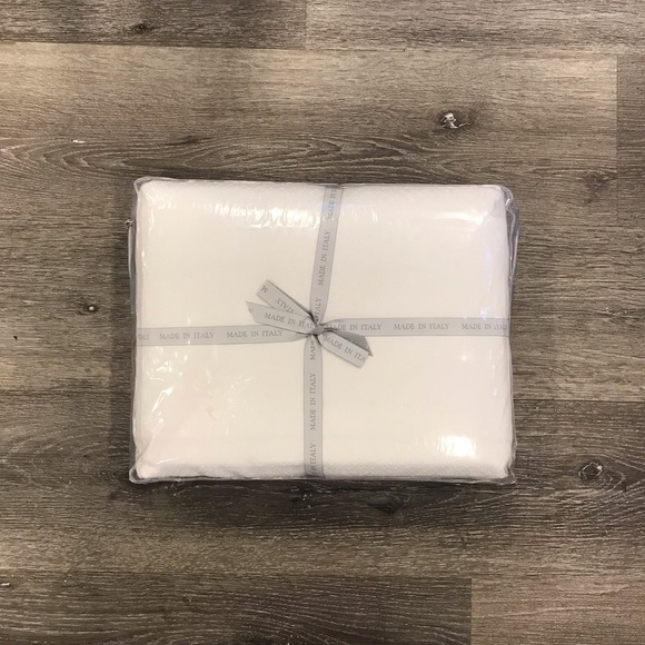 Tessitura Toscana Telerie queen duvet set; 300 Thread Count, Luxury  Bedding - Picture 2 of 9